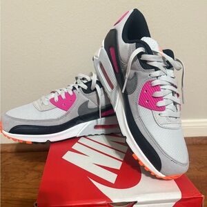 NIKE Air Max 90 FN6958-003 DUNKIN DONUTS 11.5 With Box